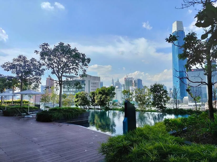 Luxury Residence Sky Garden Near Trx Mall 100Mbps 吉隆坡 0*,  马来西亚