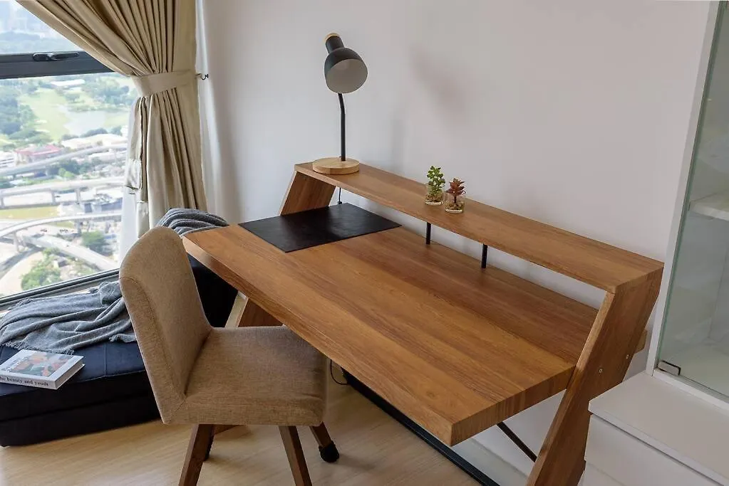 Luxury Residence Sky Garden Near Trx Mall 100Mbps 吉隆坡 公寓